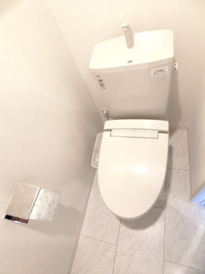 【トイレ】 | コート高島台 | トイレは温水洗浄便座付き♪人気のバストイレ別です♪トイレが独立していると使いやすいですよね☆