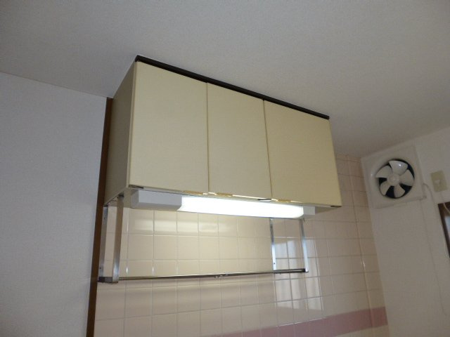 シティハイツ平成のキッチン|キッチン上収納