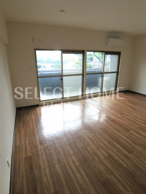 【居間・リビング】 | スリーエイト北町 | 居間です