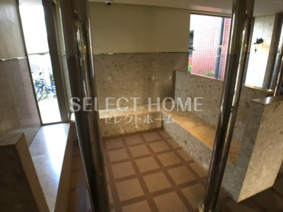 【ロビー】 | スリーエイト北町 | 落ち着いたロビーです