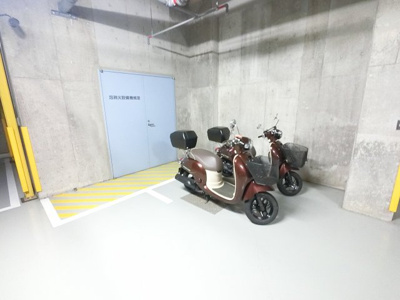 【その他共用部分】 | アールヴェール山手 | バイク置き場です。