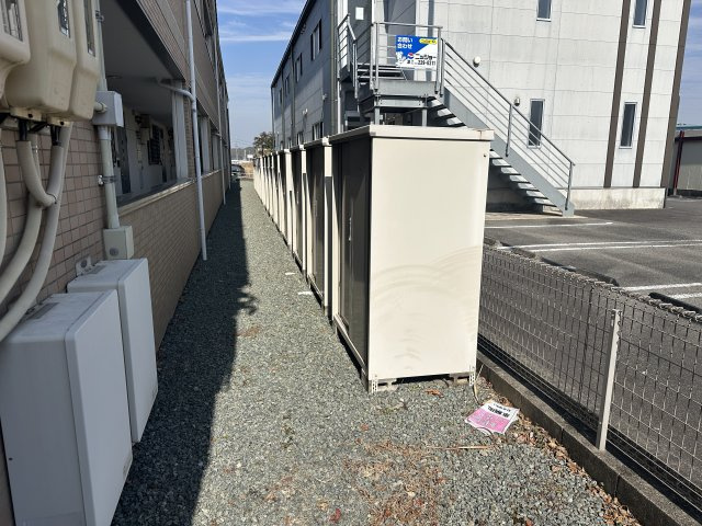 リベルタ・クオーレ利平治の駐車場