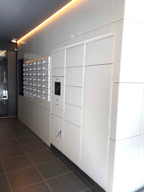 オーキッドレジデンス上野稲荷町のロビー