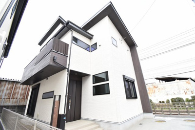 【外観】 | 小川町-小平385期-10号棟 | あらゆる夢を叶える新たな未来へ一歩踏み出す…明日への勇気と活力を与えてくれるそんな邸がこちらです

