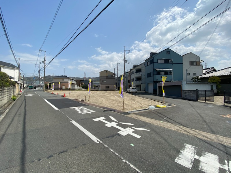 グラッド・タウン倉治２丁目の前面道路含む現地写真|■閑静な住宅街ですよ　スーパー、コンビニも近くに有ります♪♪