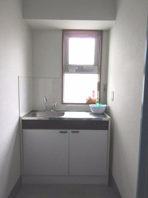 【キッチン】 | 事務所物件 | お湯が使えます