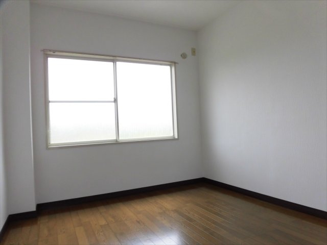 【洋室】 | 王子川コーポラス | ※同物件、別のお部屋の写真です。設備は現況に従います。