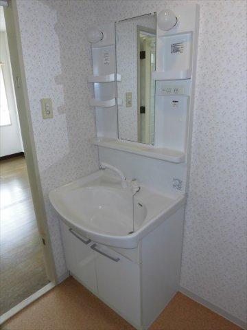 【独立洗面台】 | 王子川コーポラス | ※同物件、別のお部屋の写真です。設備は現況に従います。