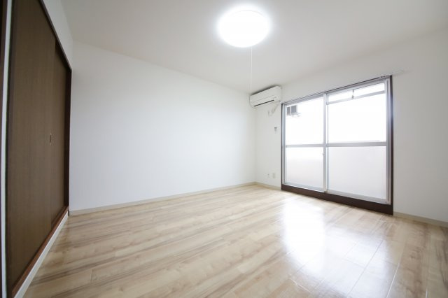 サンライフ有楽の内装