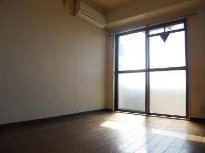 ベストプラザの居間・リビング|洋室