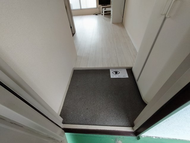 【玄関】 | ローレンスハイム
