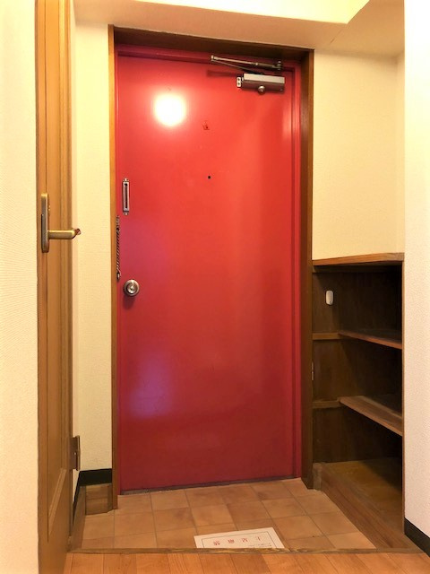 レディースマンションプリンセスの玄関|イメージになります。