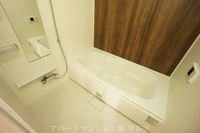 メゾン・ド・城山の浴室