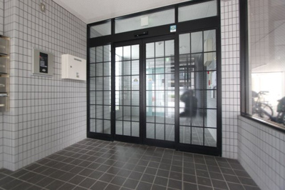 【セキュリティ】 | 五位堂片岡マンション | オートロック機能があります