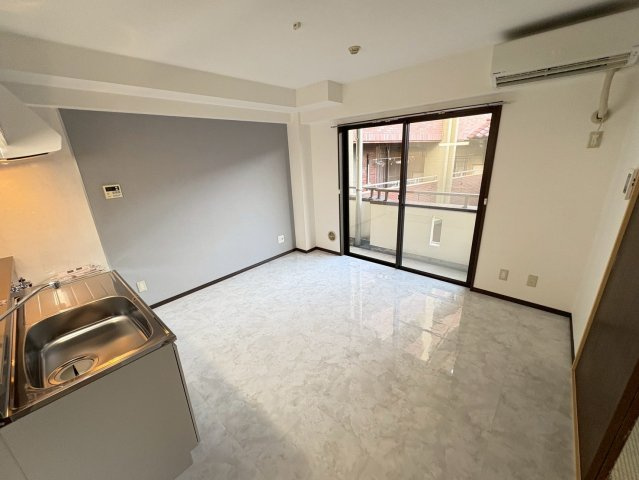 グランテージ丸太の居間・リビング