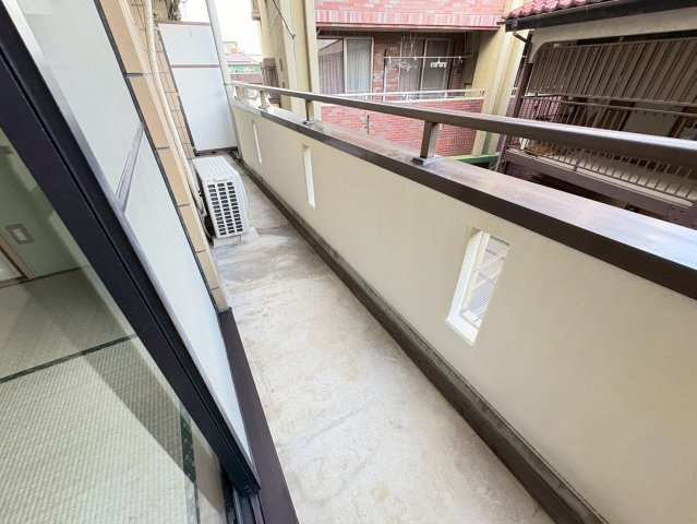 グランテージ丸太のバルコニー