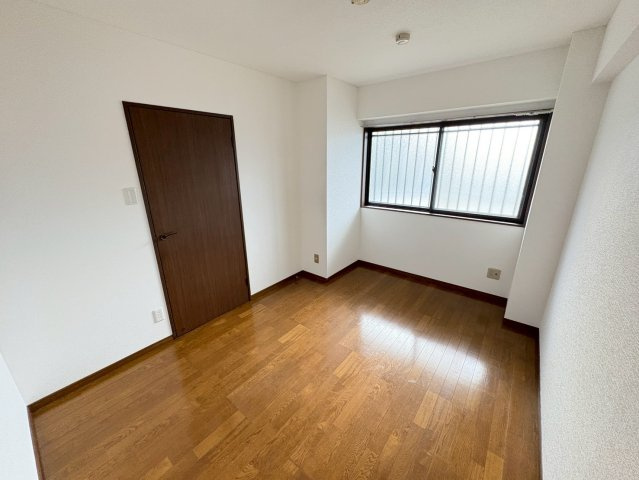 グランテージ丸太の居間・リビング