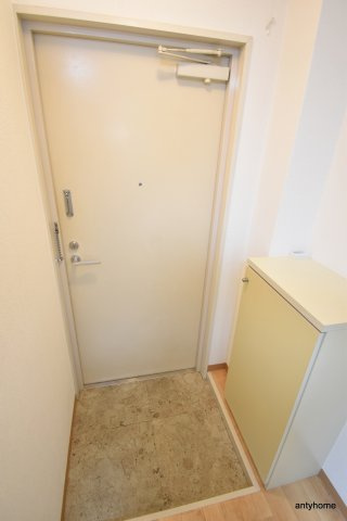 レジデンス大和Ⅱ　仲介手数料無料の玄関