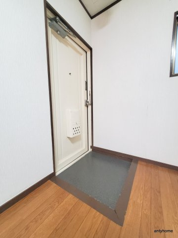 レジデンス大和Ⅰ　仲介手数料無料の玄関