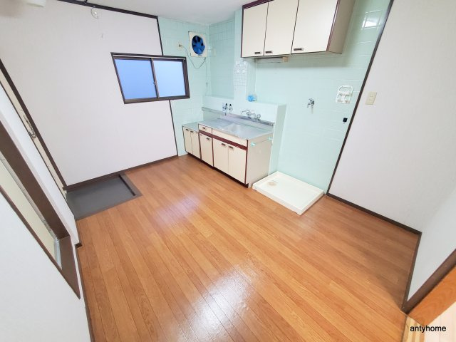 レジデンス大和Ⅰ　仲介手数料無料の居間・リビング