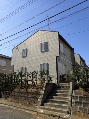 【外観】 | シドポルテ2【SHM】 | 積水ハウス施工の賃貸住宅シャーメゾン♪「生田」駅にアクセス可能な最寄りバス停より徒歩2分！便利な立地の2階建てアパートです♪