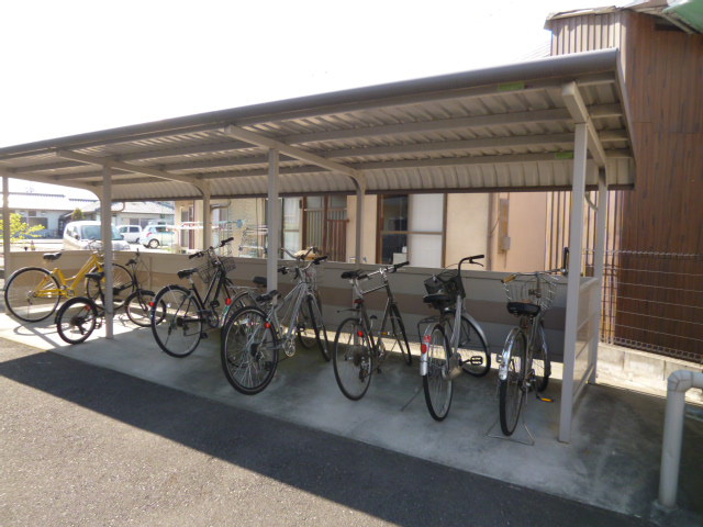 総社市門田の賃貸マンションのその他共用部分|駐輪場