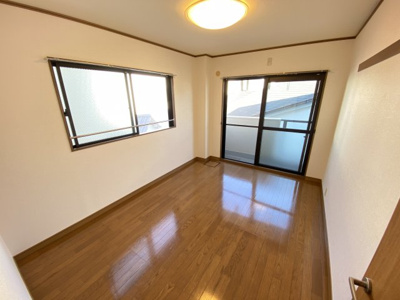 【洋室】 | ローレルハイツ