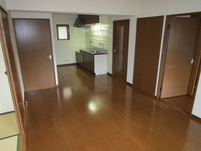 熊本市南区田井島３丁目の賃貸マンションの内装