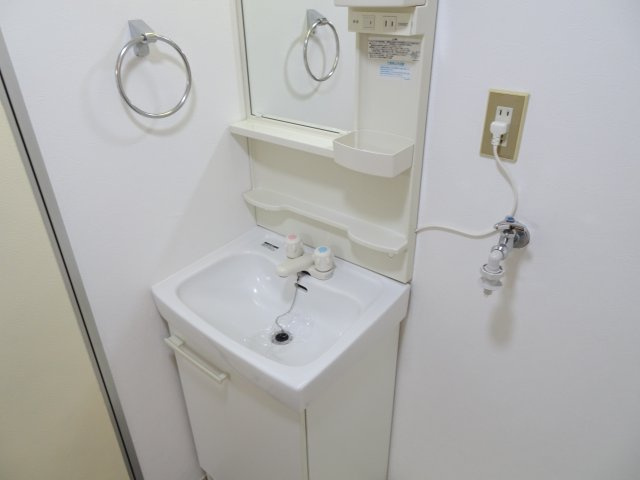 SOLANAの独立洗面台