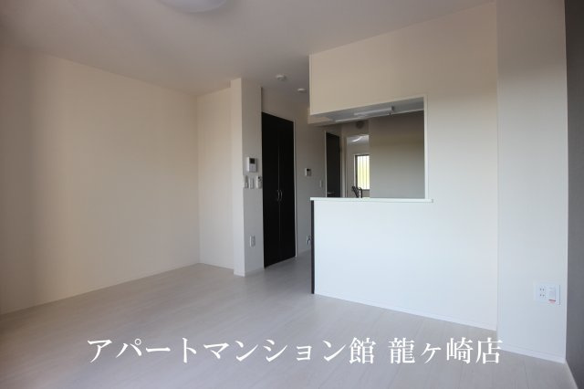 阿見フラッツの居間・リビング
