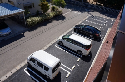 【駐車場】 | リビエルKⅢ