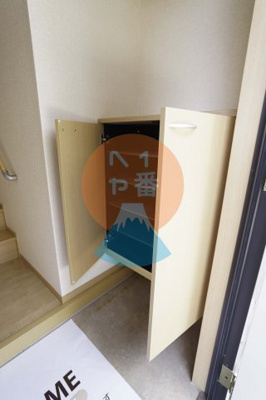 【その他】 | リバーストーンA | シューズボックス