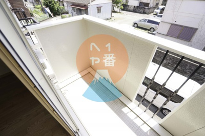 【バルコニー】 | リバーストーンA | バルコニー