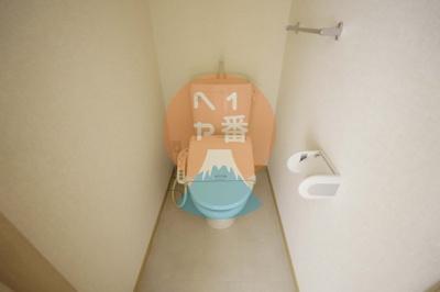 【トイレ】 | リバーストーンA | トイレです