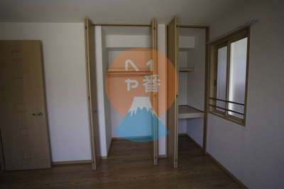 【収納】 | リバーストーンA | 収納付です