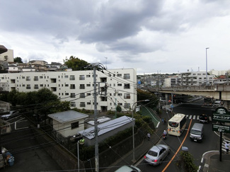 【展望】 | バルコニーからの眺望です♪4階にあるので人目が気にならないのが嬉しいですよね☆