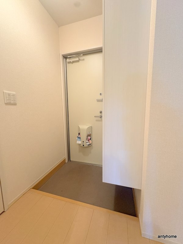 セジュール未来　仲介手数料無料の玄関