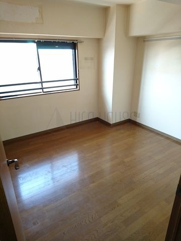 シー.ビー.フォートの寝室