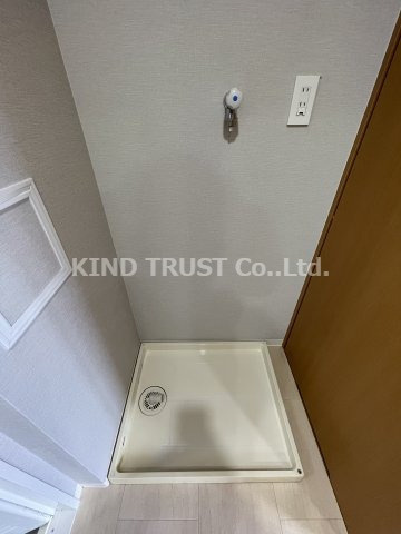 ウェルホームズ中之島北の洗面所|室内洗濯機置き場です