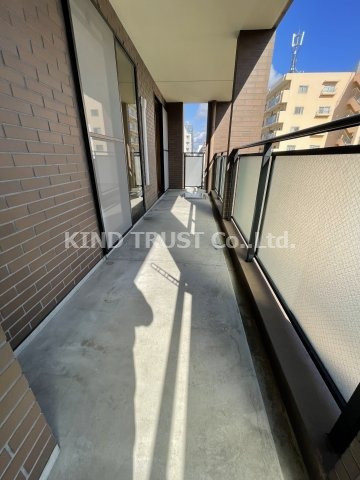 ウェルホームズ中之島北のバルコニー|開放的で明るい空間を演出してくれるバルコニーです