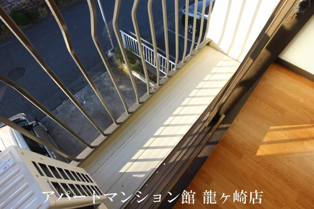 ハイツセゾンのバルコニー