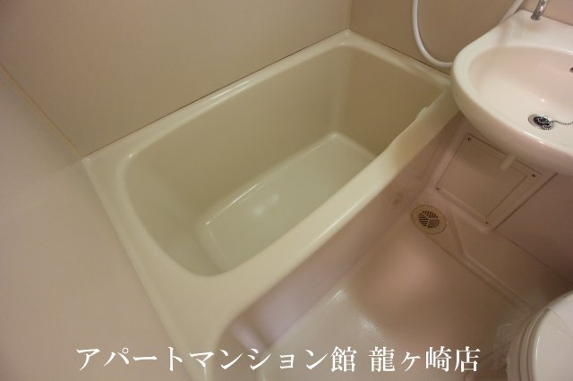 ハイツセゾンの浴室
