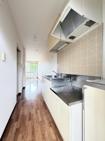 ハウスクリヤマＡ棟のキッチン