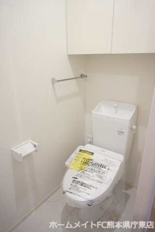 熊本市東区保田窪本町のアパートのトイレ