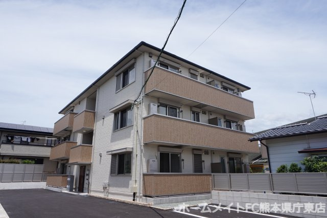 熊本市東区保田窪４丁目のアパート