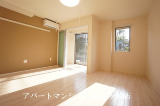 【寝室】 | Front du lac