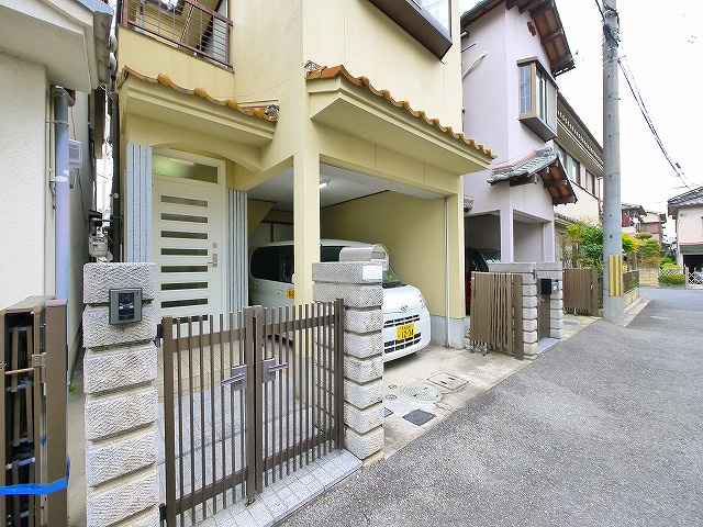 三宅町伴堂一戸建の外観|外観は落ち着いています