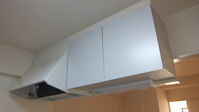 ハイブリッジソシアの設備|キッチン上部の収納