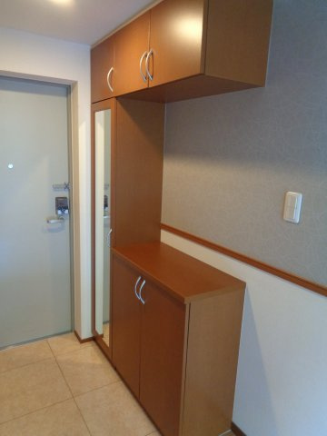 サニースポットの玄関