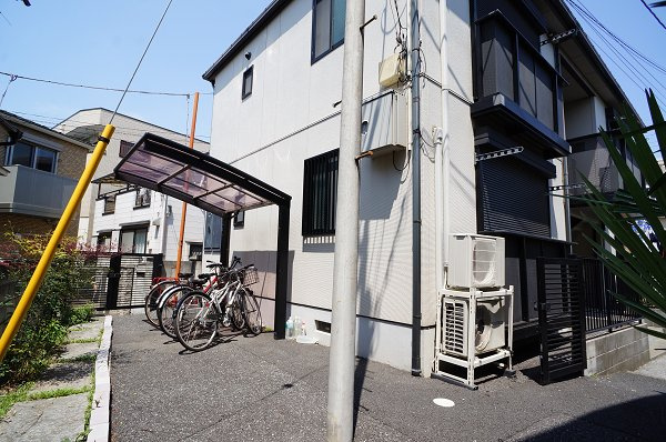 Casa Respirarのその他共用部分|サイクルポート屋根付き♪